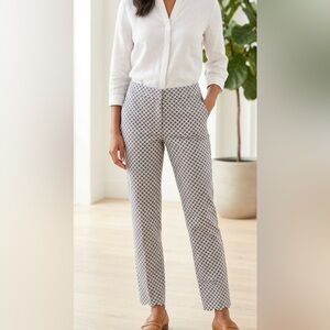 NWOT Navy/White Check Pants straight leg Size 6 Flat Front classic, workwear